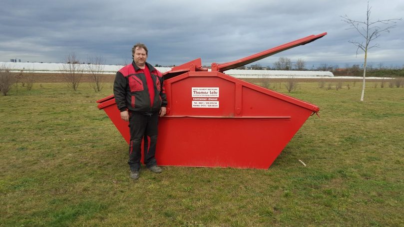 8m³ Deckelcontainer